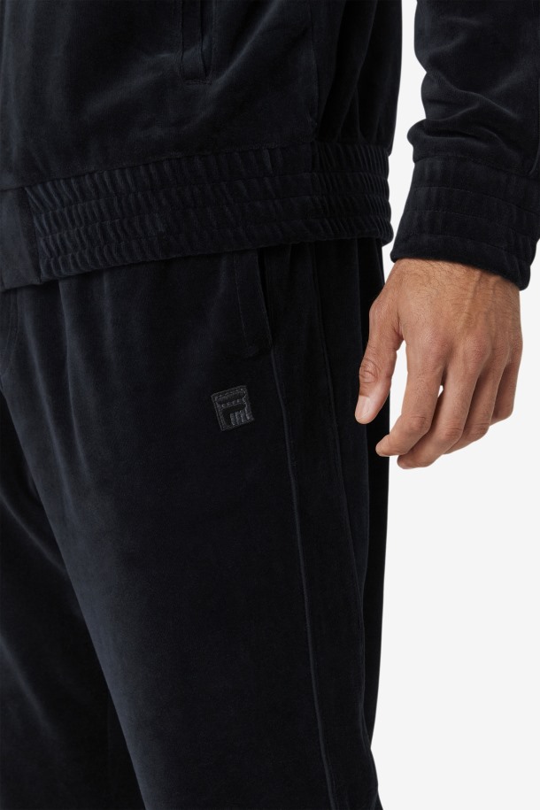 Pantalon Devell Terciopelo Negro Salida Cola