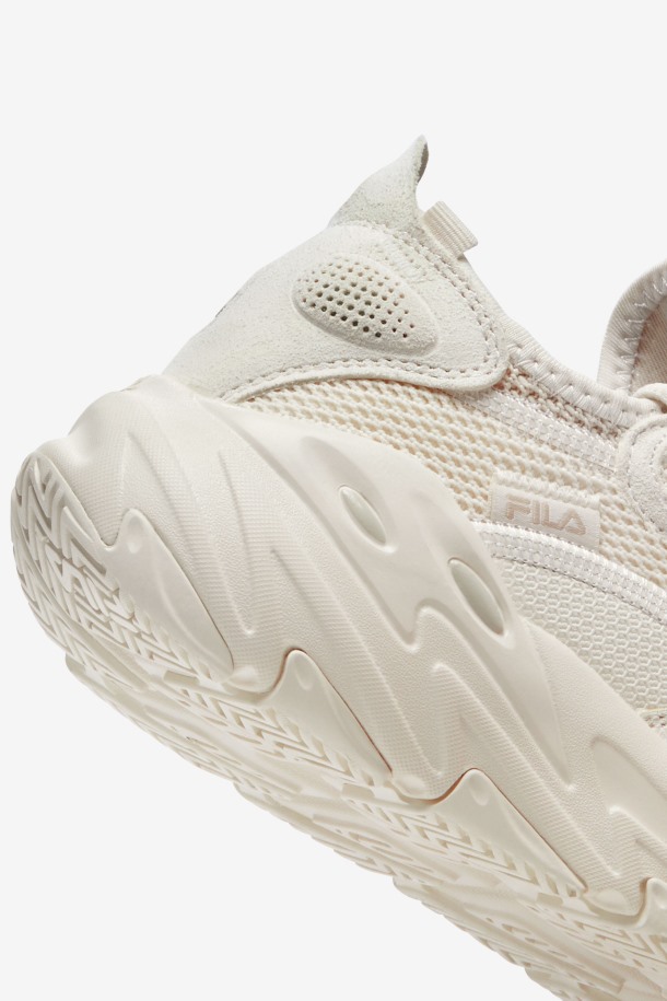 Gardenia/turtledove Mujer Ray Tracer Evo 2 Salida De Cola