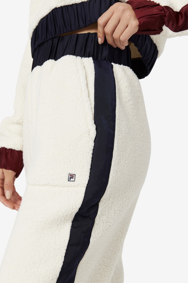 Tofu/peacoat/tawny Port Fila Outlets Malia Jogger