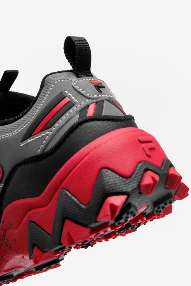 Fila Outlets Niños Grandes Oakmont Tr Plata Metálica/negro/rojo