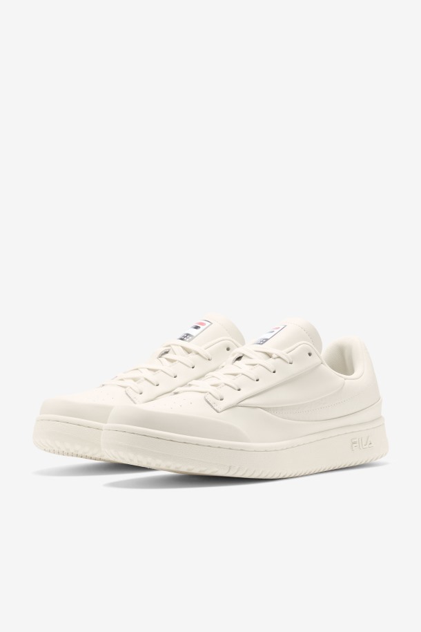 Tenis Originales Hombre Lux X Barneys Gardenia/negro/rojo Fila Outlet