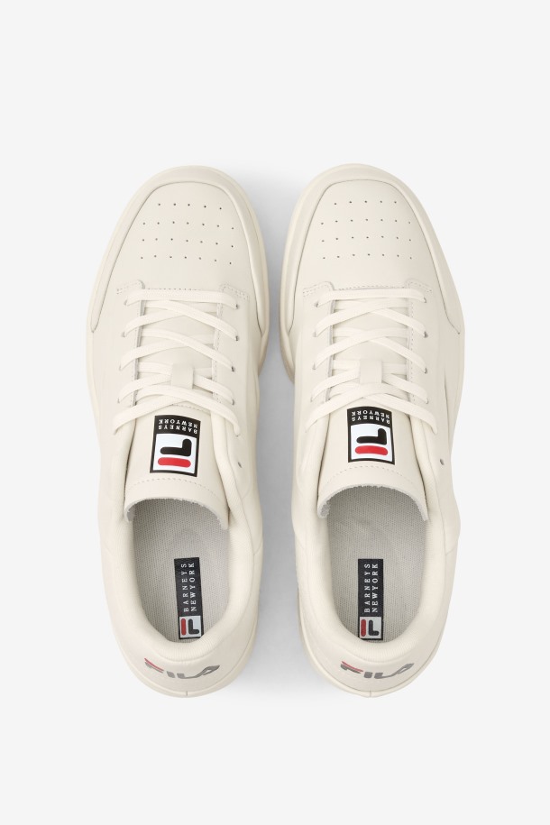 Tenis Originales Hombre Lux X Barneys Gardenia/negro/rojo Fila Outlet