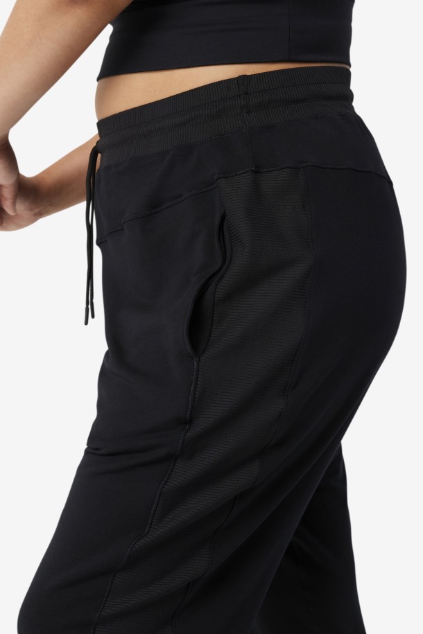 Cola De Salida Fi-lux Textura Jogger Negro