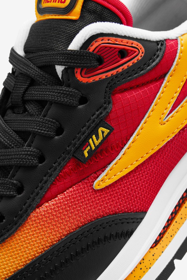 Fila Renno Para Niños Grandes Negro/rojo/dorado
